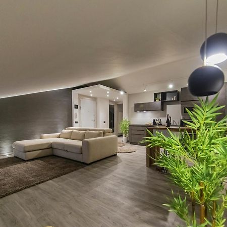Panoramic Penthouse In The Historical Center Daire Domodossola Dış mekan fotoğraf